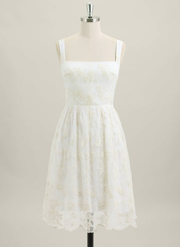 A-line Sleeveless Short Lace Homecoming Dress