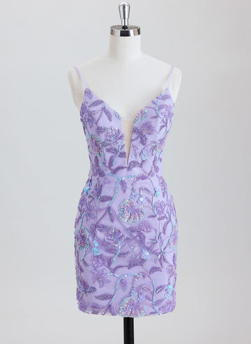 Sheath/Column V-Neck Short Lace Homecoming Dress With Sequins