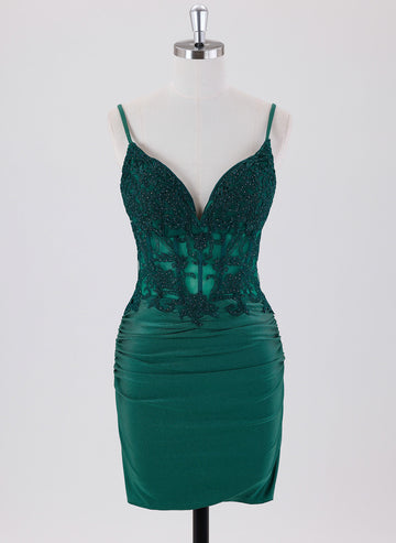 Sheath/Column Short Jersey Homecoming Dress With Appliques Lace