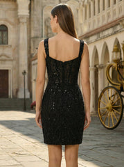 Sheath/Column Short Sequin Homecoming Dress With Sequins