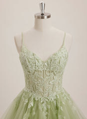 Ball-Gown/Princess V-Neck Sweep Train Tulle Maxi Dresses With Appliques Lace