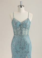 Trumpet/Mermaid Spaghetti Straps Sweep Train Sequin Prom Dress