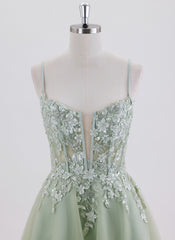 Ball-Gown/Princess Spaghetti Straps Short Tulle Homecoming Dress With Sequins