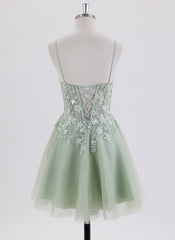 Ball-Gown/Princess Spaghetti Straps Short Tulle Homecoming Dress With Sequins