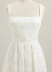 A-line Sleeveless Short Lace Homecoming Dress