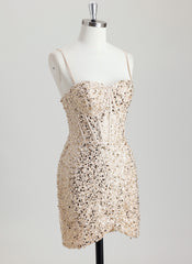 Sheath/Column Sweetheart Short Sequin Homecoming Dress With Sequins