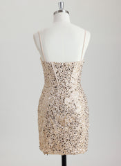 Sheath/Column Sweetheart Short Sequin Homecoming Dress With Sequins
