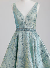 A-line V-Neck Short Metallic Homecoming Dress With Rhinestone Beading Sequins