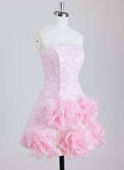 A-line Straight Short Lace Homecoming Dress With Ruffle