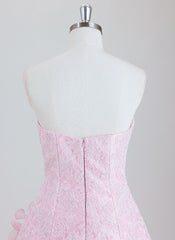 A-line Straight Short Lace Homecoming Dress With Ruffle