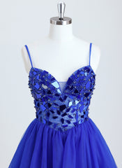 Ball-Gown/Princess V-Neck Short Tulle Homecoming Dress With Rhinestone Beading Sequins