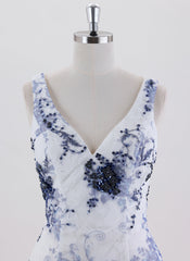 Sheath/Column Sleeveless Short Lace Homecoming Dress With Sequins