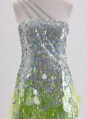 Sheath/Column Sleeveless Short Sequin Homecoming Dress With Sequins