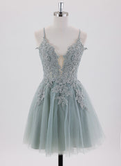 Ball-Gown/Princess Spaghetti Straps Short Satin Homecoming Dress With Appliques Lace