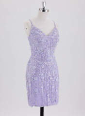 Sheath/Column Spaghetti Straps Short Lace Homecoming Dress With Sequins