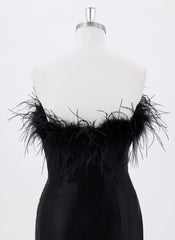 Sheath/Column Sleeveless Short Satin Homecoming Dress With Feather