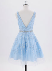 Ball-Gown/Princess Sleeveless Short Tulle Homecoming Dress With Rhinestone