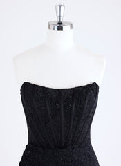 Sheath/Column Sleeveless Short Lace Homecoming Dress With Rhinestone