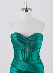 Sheath/Column Sleeveless Short Satin Homecoming Dress With Pleated