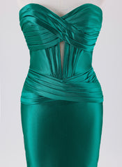 Sheath/Column Sleeveless Short Satin Homecoming Dress With Pleated
