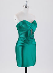 Sheath/Column Sleeveless Short Satin Homecoming Dress With Pleated