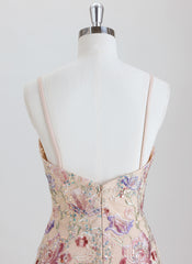 Sheath/Column Short Lace Homecoming Dress With Beading Sequins